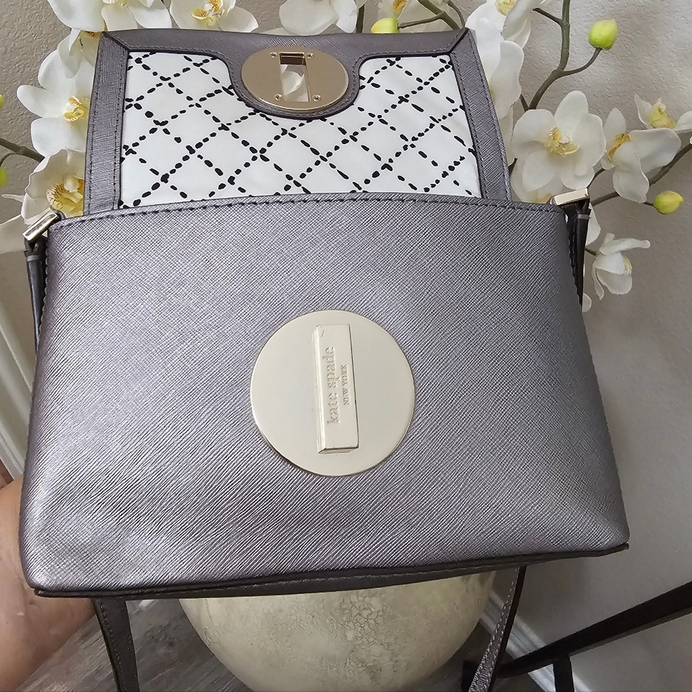 Kate Spade Newbury Lane Sally Saffiano Leather Pewter crossbody purse EUC - Picture 13 of 16